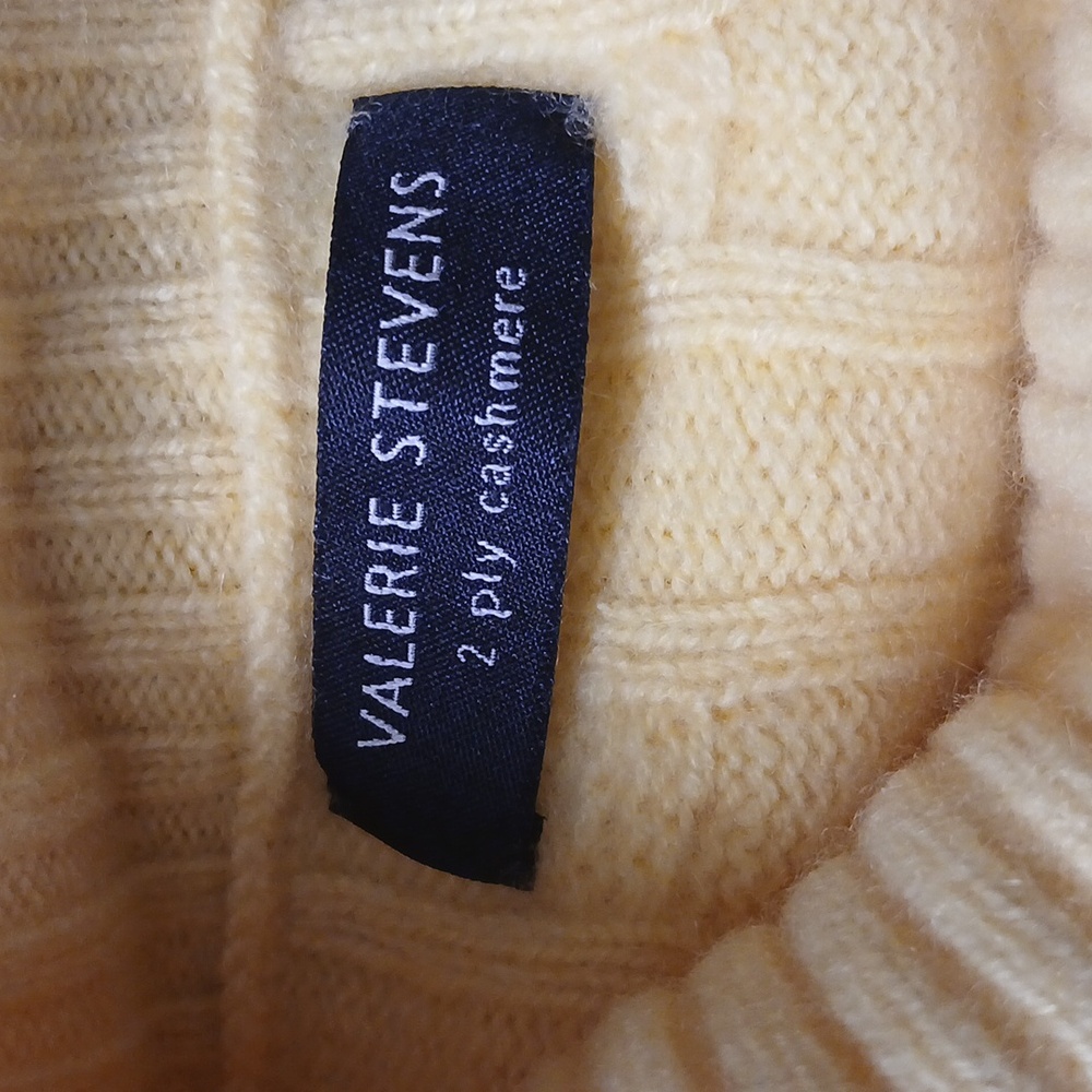 Valerie Stevens Women Cowl Neck Cable knit Longsleeve Sweater in Soft Yellow NWT - Picture 7 of 8